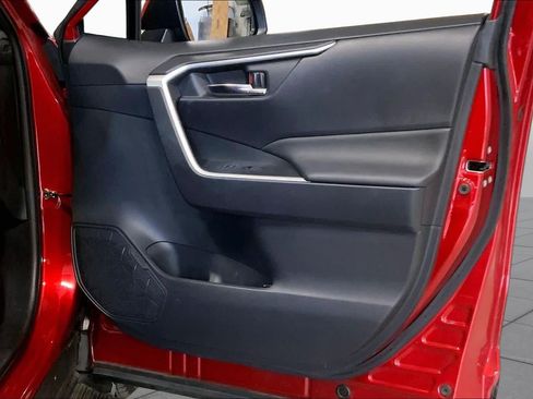 Used 2022 Toyota RAV4 SE w/ Weather & Moonroof Package AWD/4WD image 23