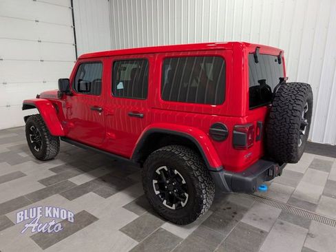 Used 2024 Jeep Wrangler Unlimited Rubicon 4xe image 2