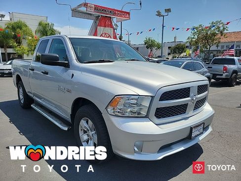 Used 2016 RAM 1500 Express RWD image 1