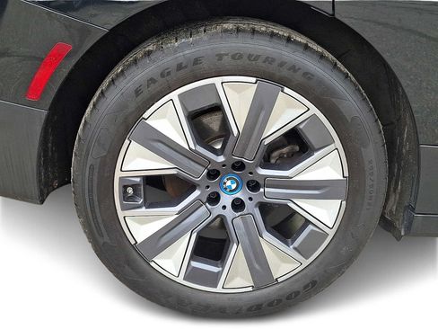 Used 2024 BMW iX xDrive50 w/ Convenience Package AWD/4WD image 7