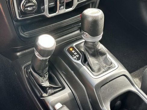 Certified 2022 Jeep Wrangler Unlimited Sport image 25