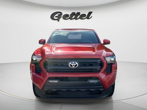 Certified 2025 Toyota Tacoma SR5 RWD image 2