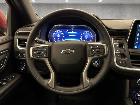 Used 2024 Chevrolet Tahoe Z71 w/ Luxury Package image 21