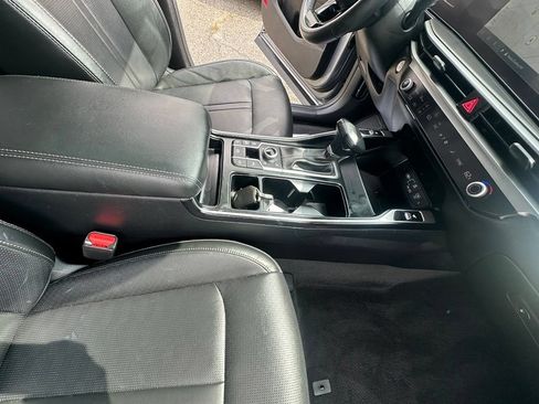 Used 2024 Kia Sorento S w/ Panoramic Sunroof Package AWD/4WD image 39