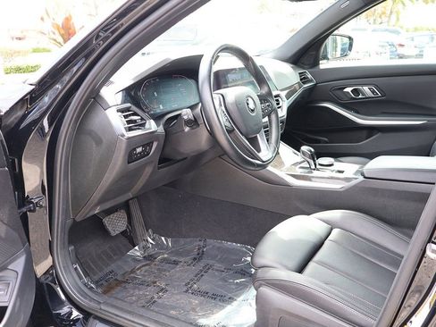 Used 2022 BMW 330i Sedan w/ Driving Assistance Package RWD image 28
