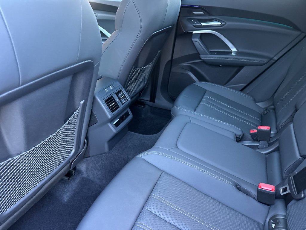 Used 2025 Audi Q5 Premium Plus AWD/4WD image 15