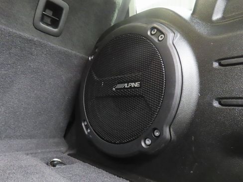 Used 2021 Jeep Wrangler Unlimited Sahara image 36