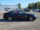 Used 2022 Nissan Altima 2.5 SV image 4