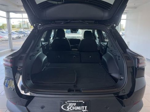 New 2026 Chevrolet Equinox EV LT w/ Comfort Package image 16