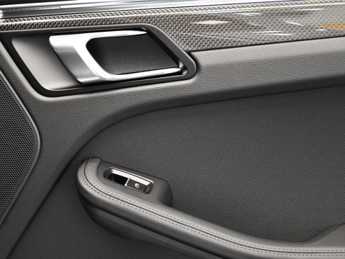 Certified 2026 Porsche Macan Turbo AWD/4WD image 53