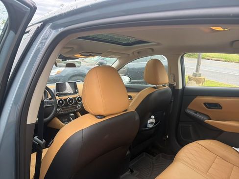 Used 2024 Nissan Sentra SV w/ SV Premium Package FWD image 11