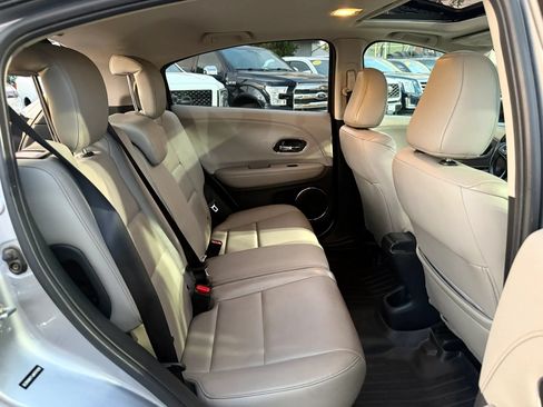 Used 2018 Honda HR-V EX-L image 19