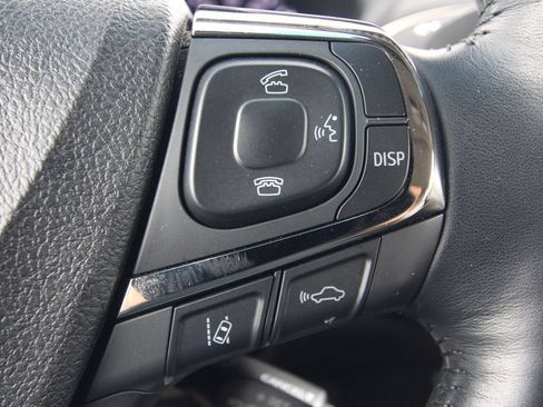 Used 2018 Toyota Avalon Limited w/ All Weather Liner Package FWD image 21