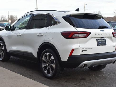 Used 2024 Ford Escape Platinum image 10