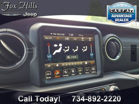 Used 2020 Jeep Wrangler Unlimited Sahara AWD/4WD image 20