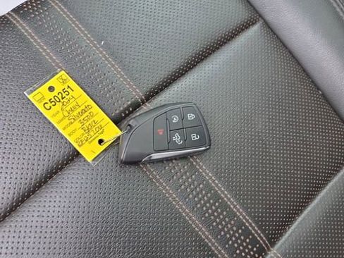 Used 2024 Chevrolet Silverado 3500 High Country w/ High Country Premium Package image 33