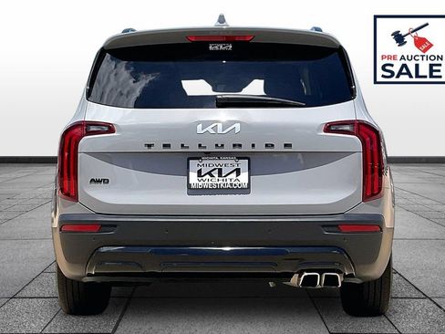 Used 2022 Kia Telluride SX w/ SX Prestige Package AWD/4WD image 4