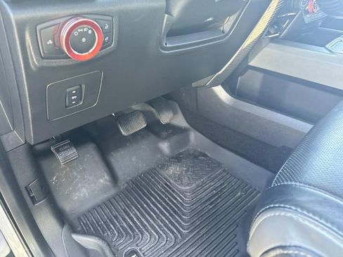 Used 2017 Ford F150 Raptor w/ Equipment Group 802A Luxury image 22