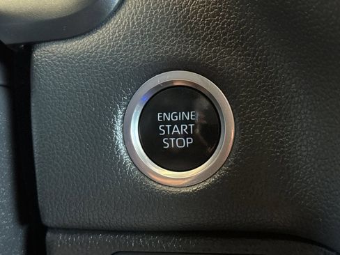 Used 2023 Toyota Tundra Limited image 20