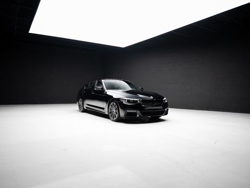 Used 2020 BMW 540i xDrive w/ M Sport Package AWD/4WD image 90