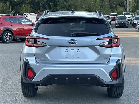 New 2025 Subaru Crosstrek 2.5i Limited image 4