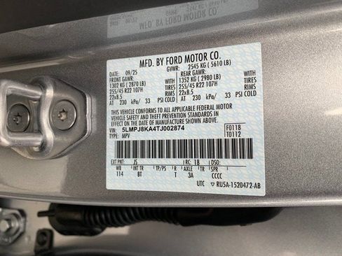 New 2026 Lincoln Nautilus Reserve w/ Jet Appearance Package image 30