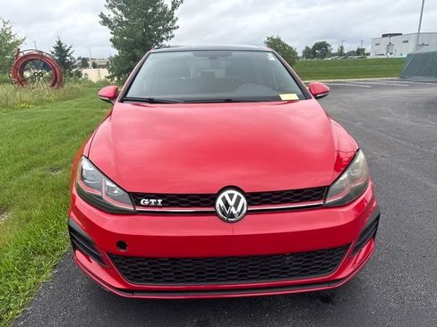 Used 2018 Volkswagen GTI SE w/ SE Leather Package FWD image 8