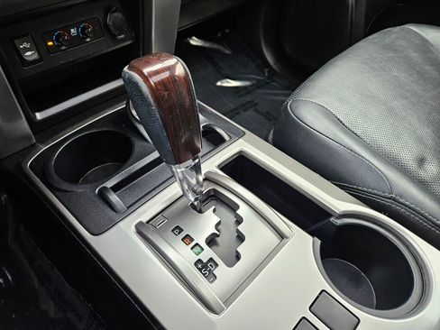 Used 2015 Toyota 4Runner Limited image 26