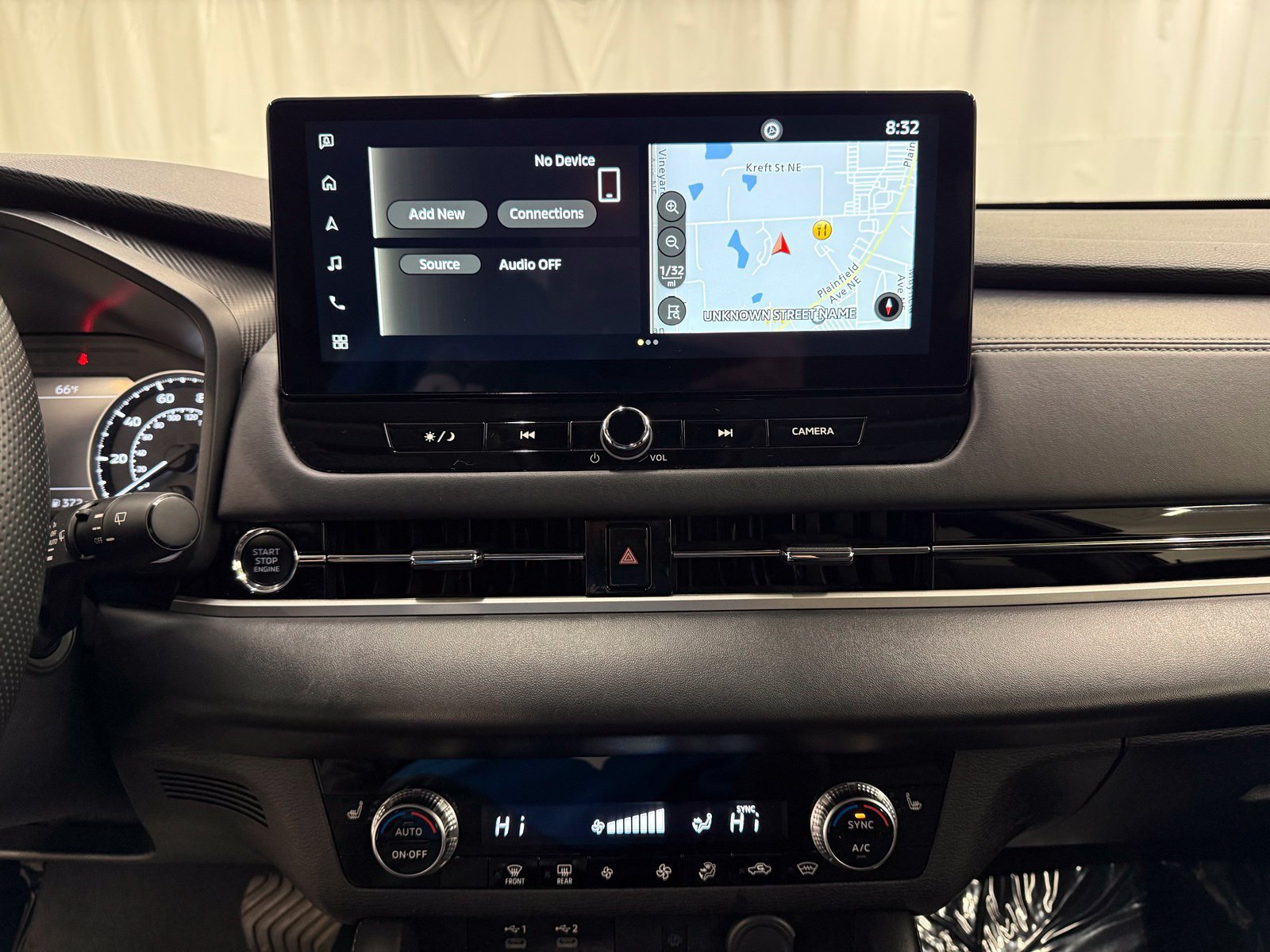 Used 2025 Mitsubishi Outlander SE AWD/4WD image 14