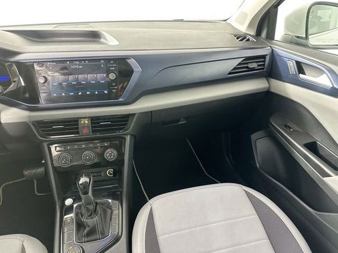 Used 2023 Volkswagen Taos SE image 27