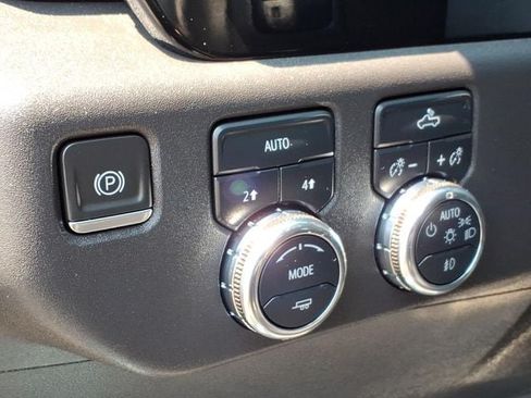 Used 2024 GMC Sierra 1500 Elevation AWD/4WD image 19