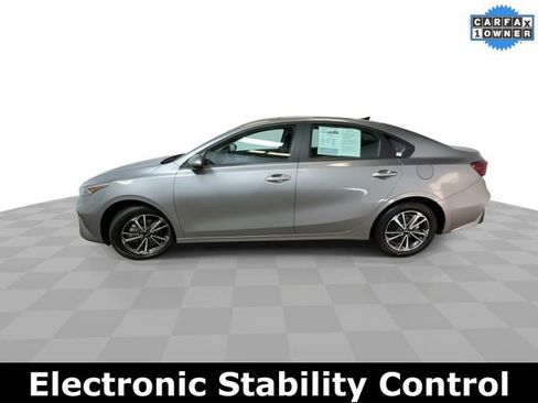 Used 2024 Kia Forte LXS image 5