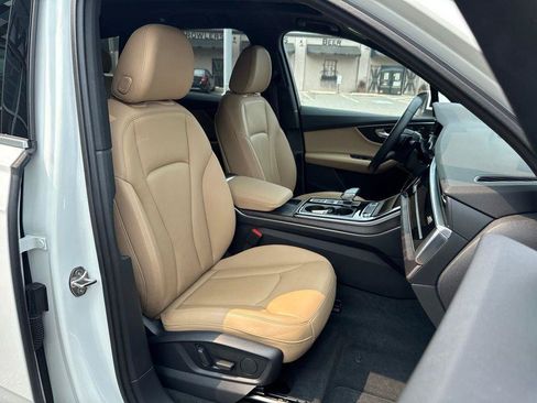 Certified 2022 Audi Q7 2.0T Premium AWD/4WD image 32
