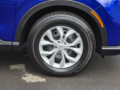 Certified 2025 Honda CR-V LX image 9