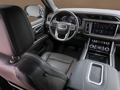 Used 2023 GMC Yukon XL Denali w/ Max Trailering Package image 27