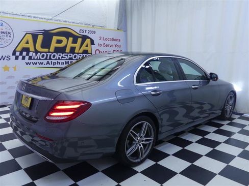 Used 2019 Mercedes-Benz E 300 image 7
