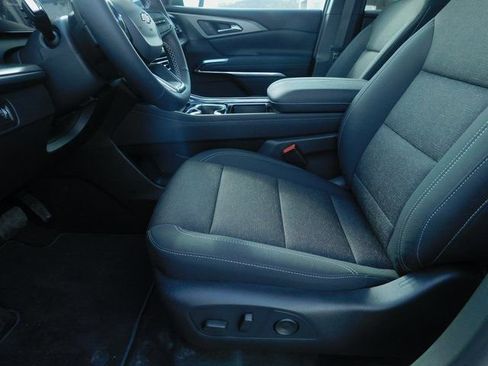 New 2026 Chevrolet Traverse LT w/ Sun and Wheel Package image 28