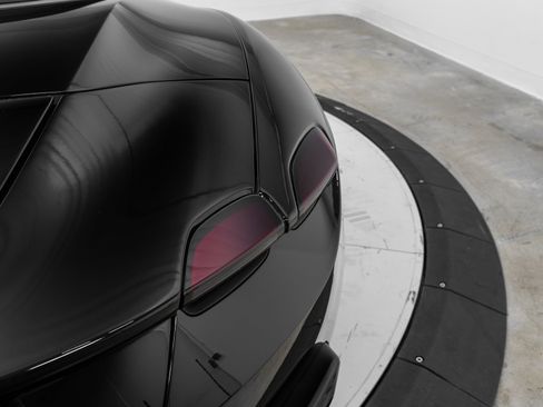 Certified 2025 Ferrari Roma Base image 53