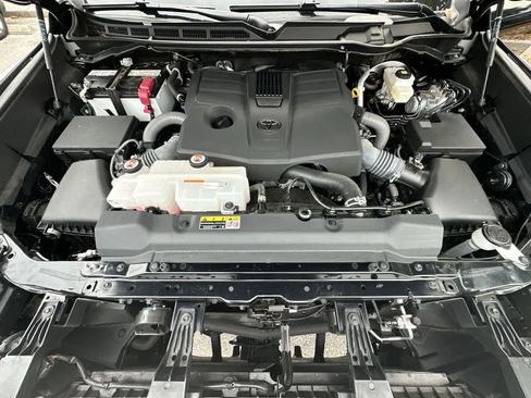 Used 2024 Toyota Tundra SR5 w/ TRD Off-Road Package AWD/4WD image 13