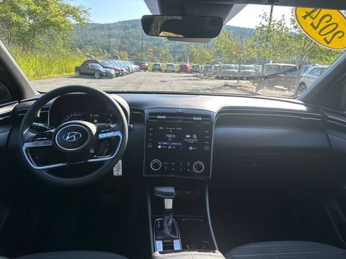 Certified 2024 Hyundai Santa Cruz SE AWD/4WD image 12