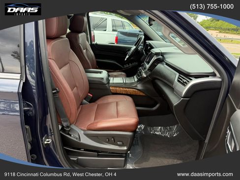 Used 2019 Chevrolet Suburban Premier w/ Premier Plus Edition AWD/4WD image 46