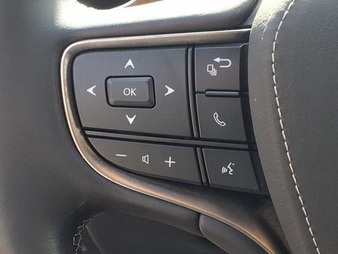 Certified 2023 Lexus LS 500 AWD w/ Interior Upgrade Package image 15