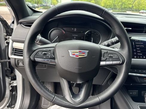 Used 2020 Cadillac XT4 Premium Luxury AWD/4WD image 14