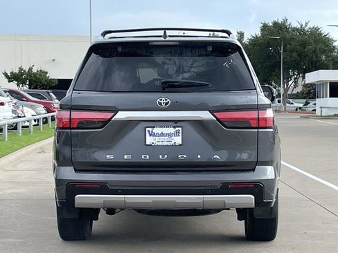 Used 2024 Toyota Sequoia Capstone AWD/4WD image 5