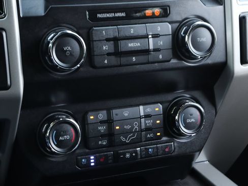 Used 2020 Ford F250 Lariat AWD/4WD image 33