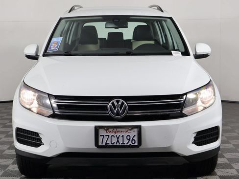 Used 2017 Volkswagen Tiguan S FWD image 2