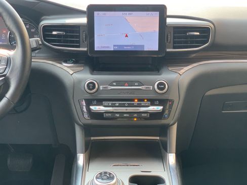 Used 2020 Ford Explorer Limited AWD/4WD image 39