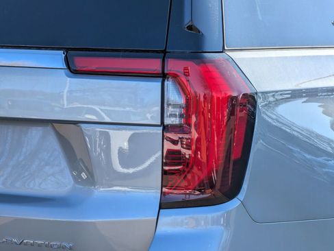 New 2026 GMC Yukon XL Elevation AWD/4WD image 17