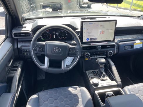 New 2026 Toyota 4Runner 4WD image 4
