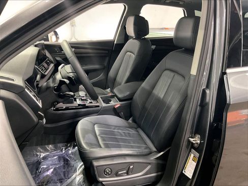 Certified 2023 Audi Q5 2.0T Premium Plus w/ Premium Plus Package image 25